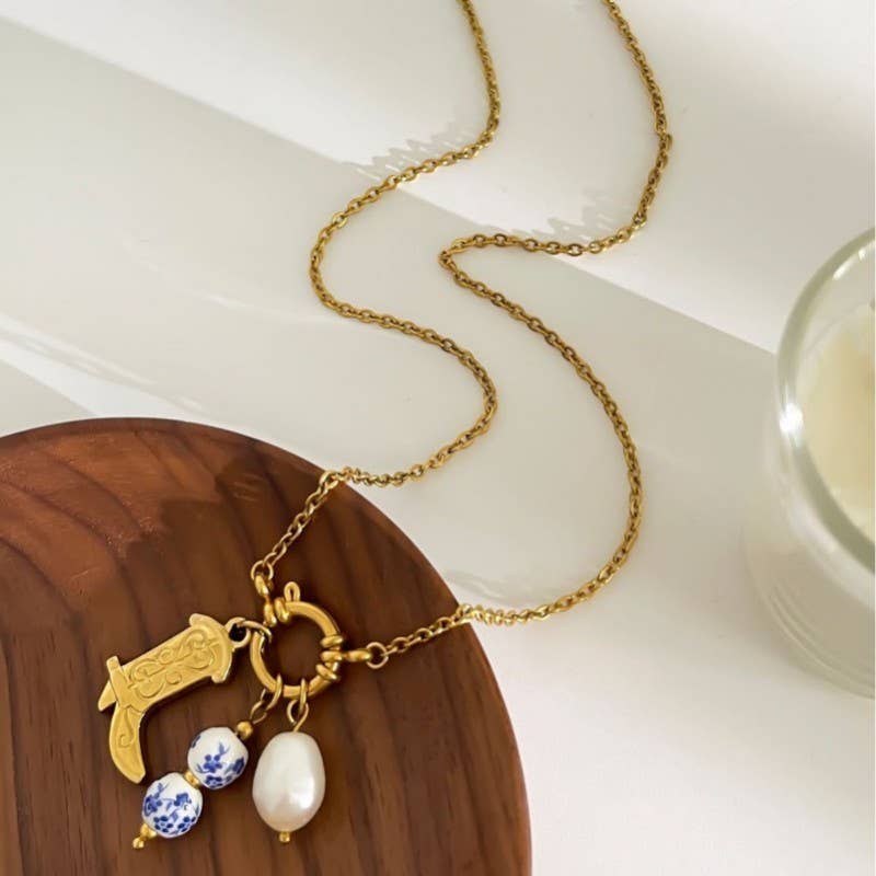 WESTERN FLORAL PORCELAIN PEARL CHARM NECKLACE