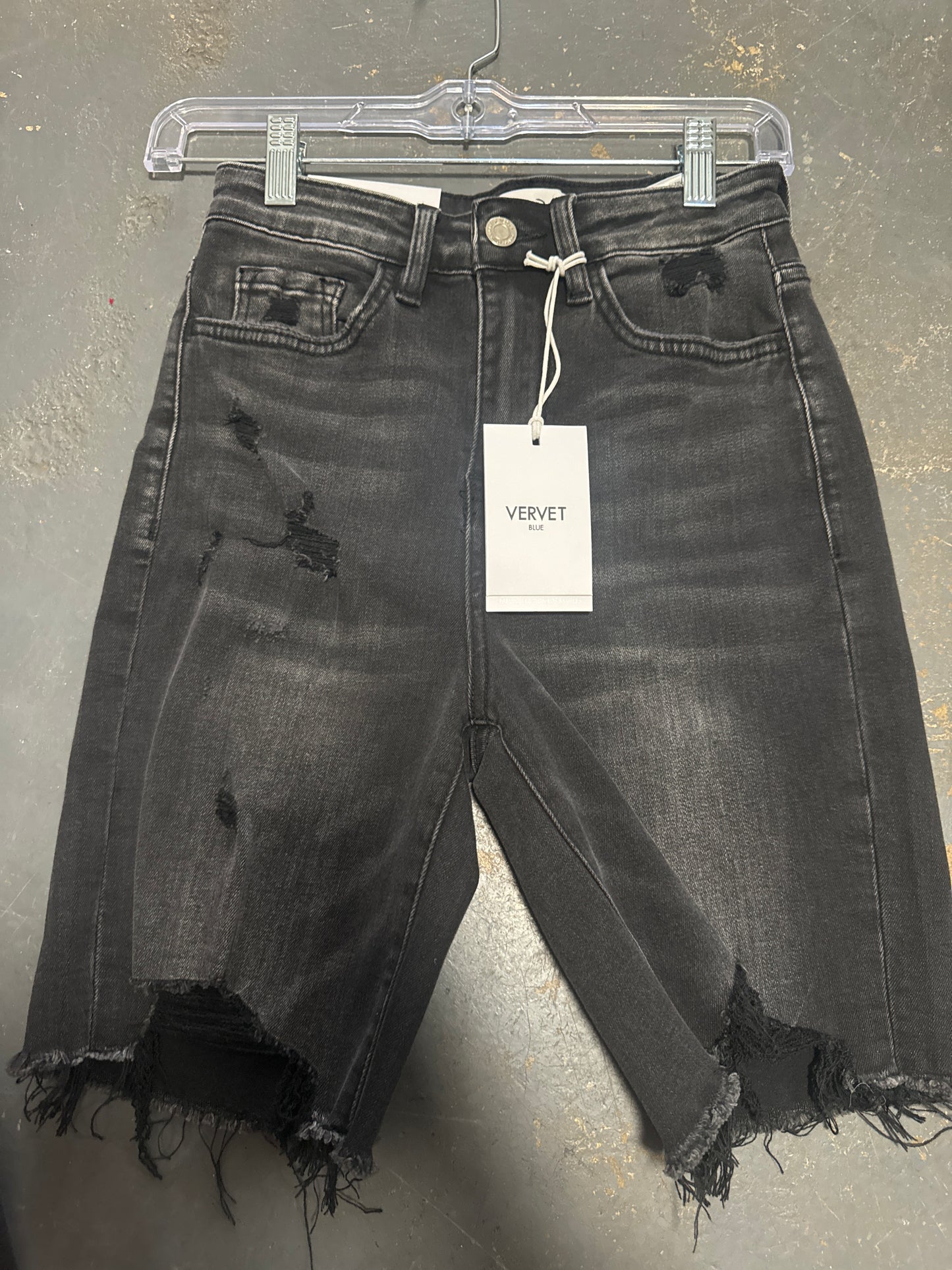 Black risen shorts