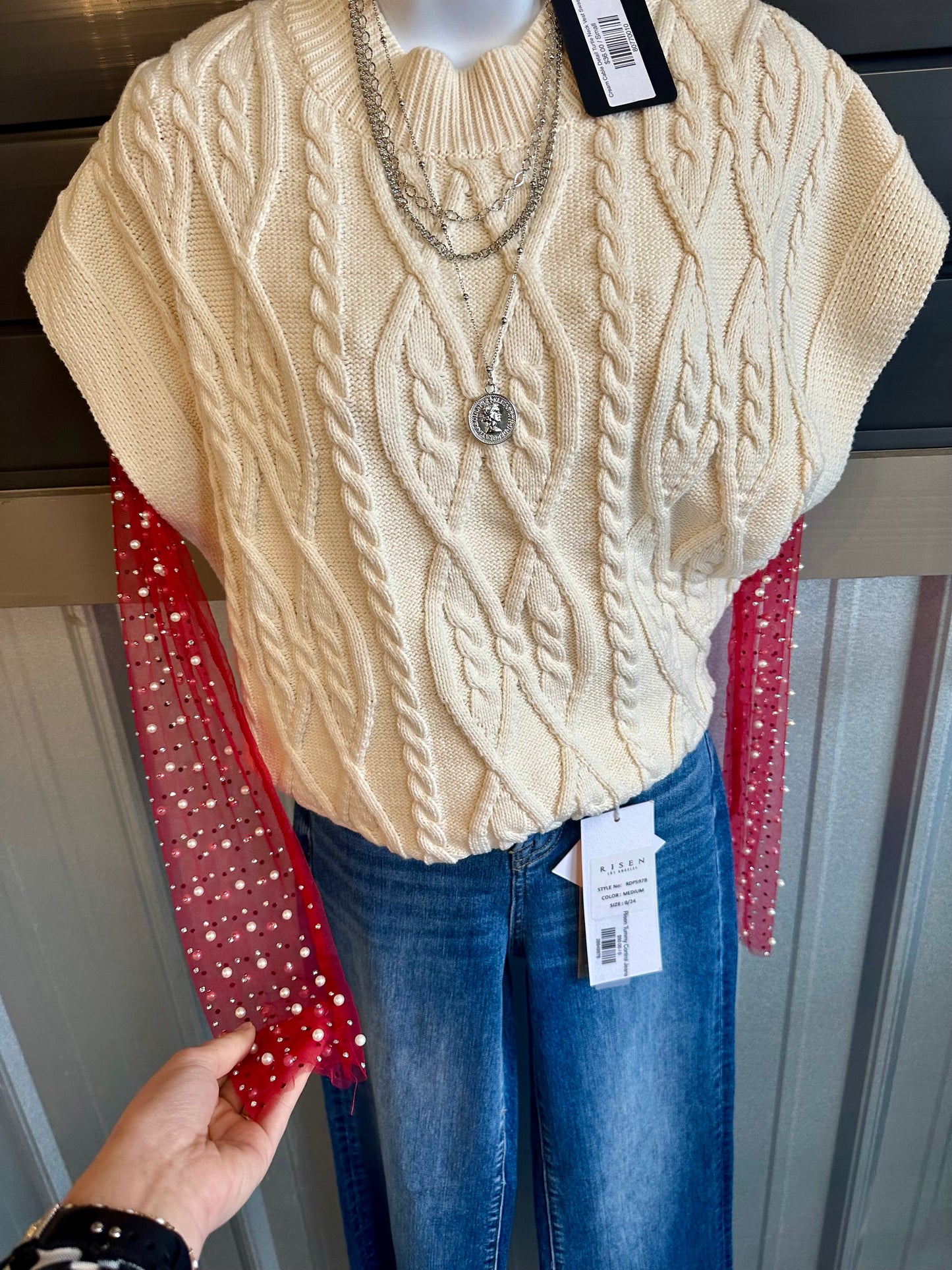 Cream Cable Detail Turtle Neck Vest Swaeter